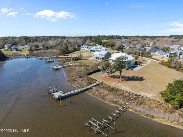 $1,900,000 | 112 Elizabeth's Way, Swansboro, NC 28584
