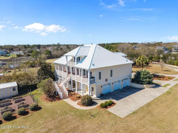 $1,900,000 | 112 Elizabeth's Way, Swansboro, NC 28584