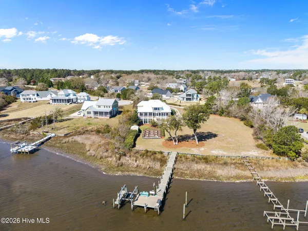 $1,900,000 | 112 Elizabeth's Way, Swansboro, NC 28584