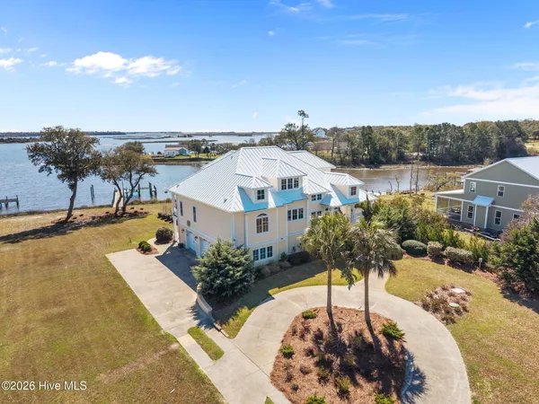 $1,900,000 | 112 Elizabeth's Way, Swansboro, NC 28584