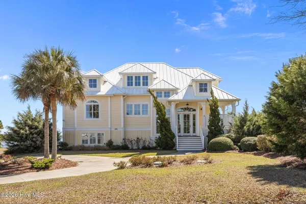 $1,900,000 | 112 Elizabeth's Way, Swansboro, NC 28584