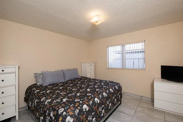 $350,000 | 4025 Nugget Drive, Modesto, CA 95355