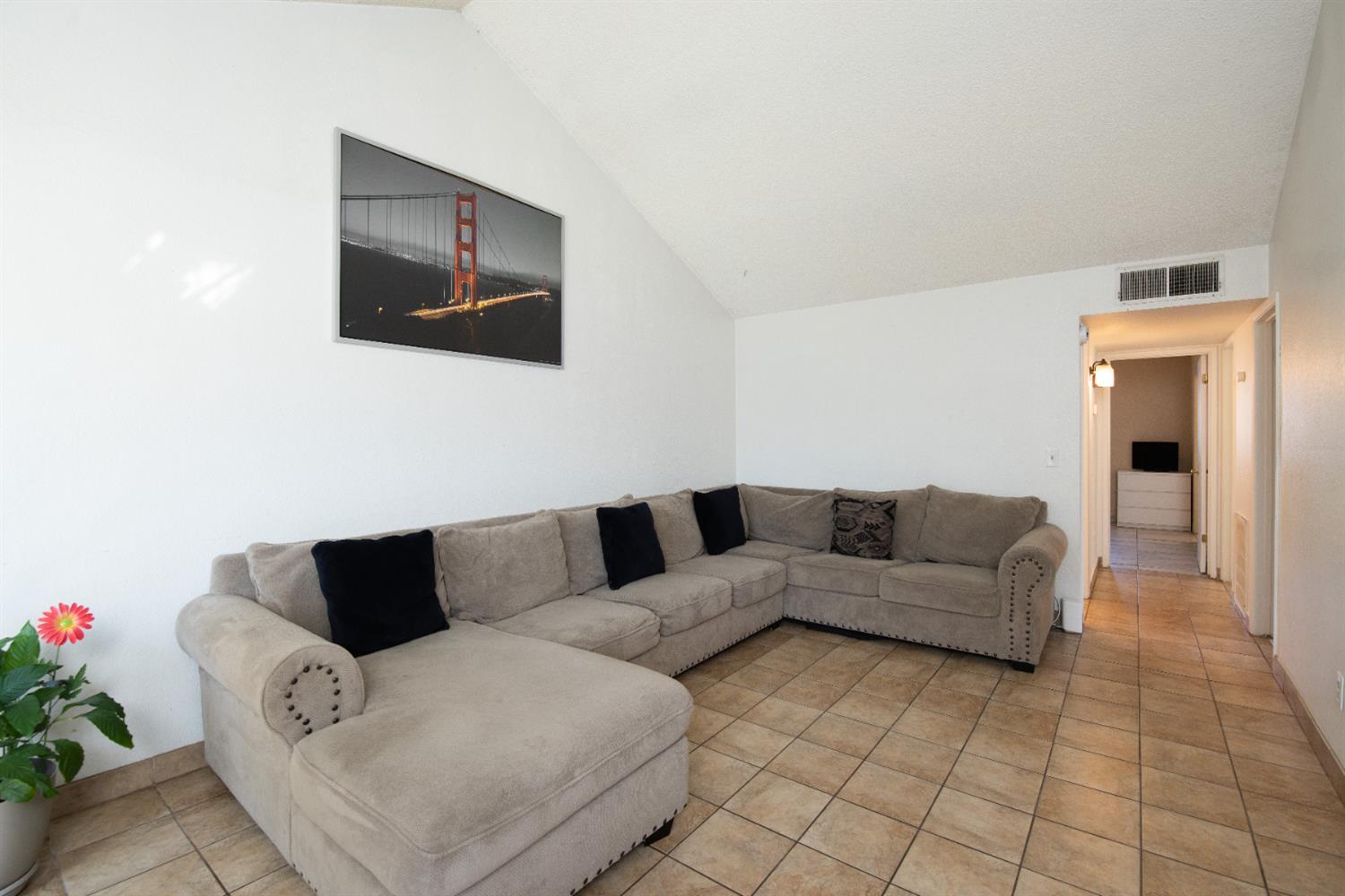 4025 Nugget Drive Modesto, CA 95355 - Photo 3 of 22