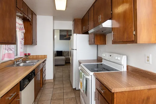 $350,000 | 4025 Nugget Drive, Modesto, CA 95355