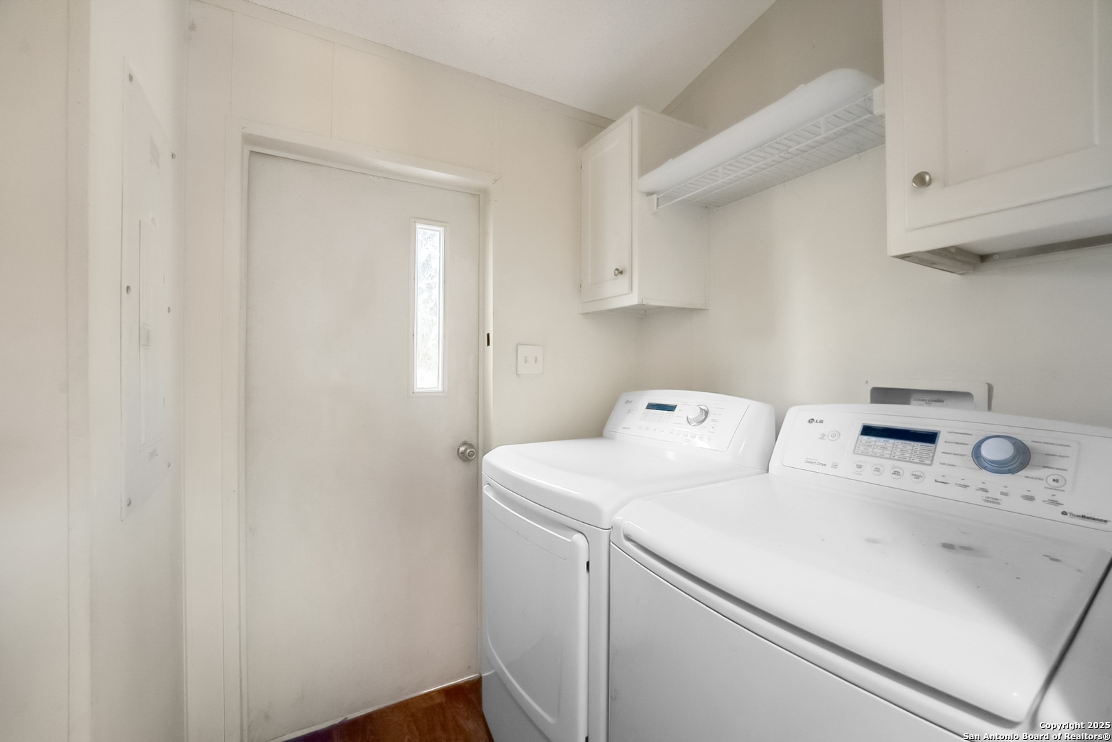 25335 Pleasanton Road San Antonio, TX 78264 - Photo 18 of 26 a utility room with dryer and washer
