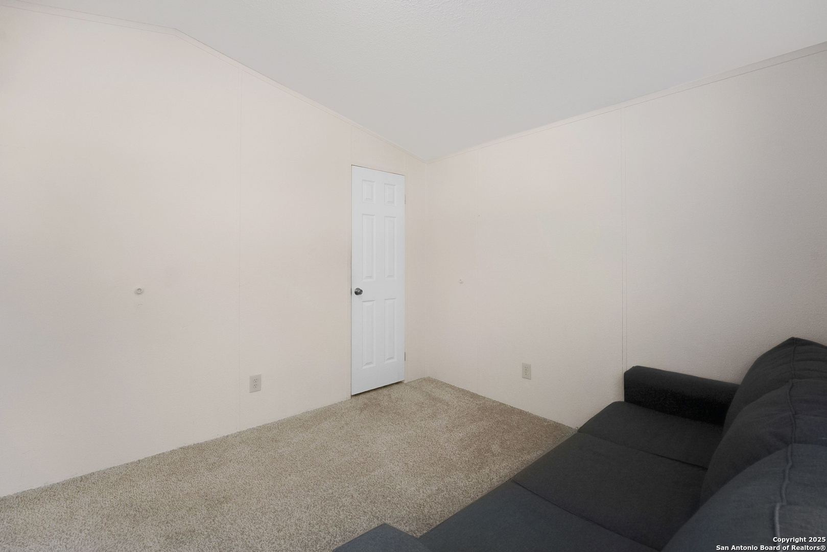 25335 Pleasanton Road San Antonio, TX 78264 - Photo 25 of 26 a living room with furniture and a window