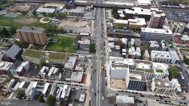 $260,000 | 621 West Girard Avenue, Philadelphia, PA 19123