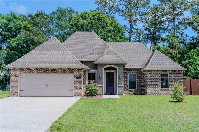 $295,000 | 47135 Vineyard Tr, Hammond, LA 70401