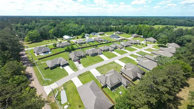 $295,000 | 47135 Vineyard Tr, Hammond, LA 70401