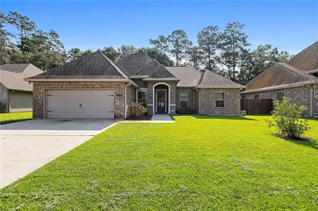 $295,000 | 47135 Vineyard Tr, Hammond, LA 70401