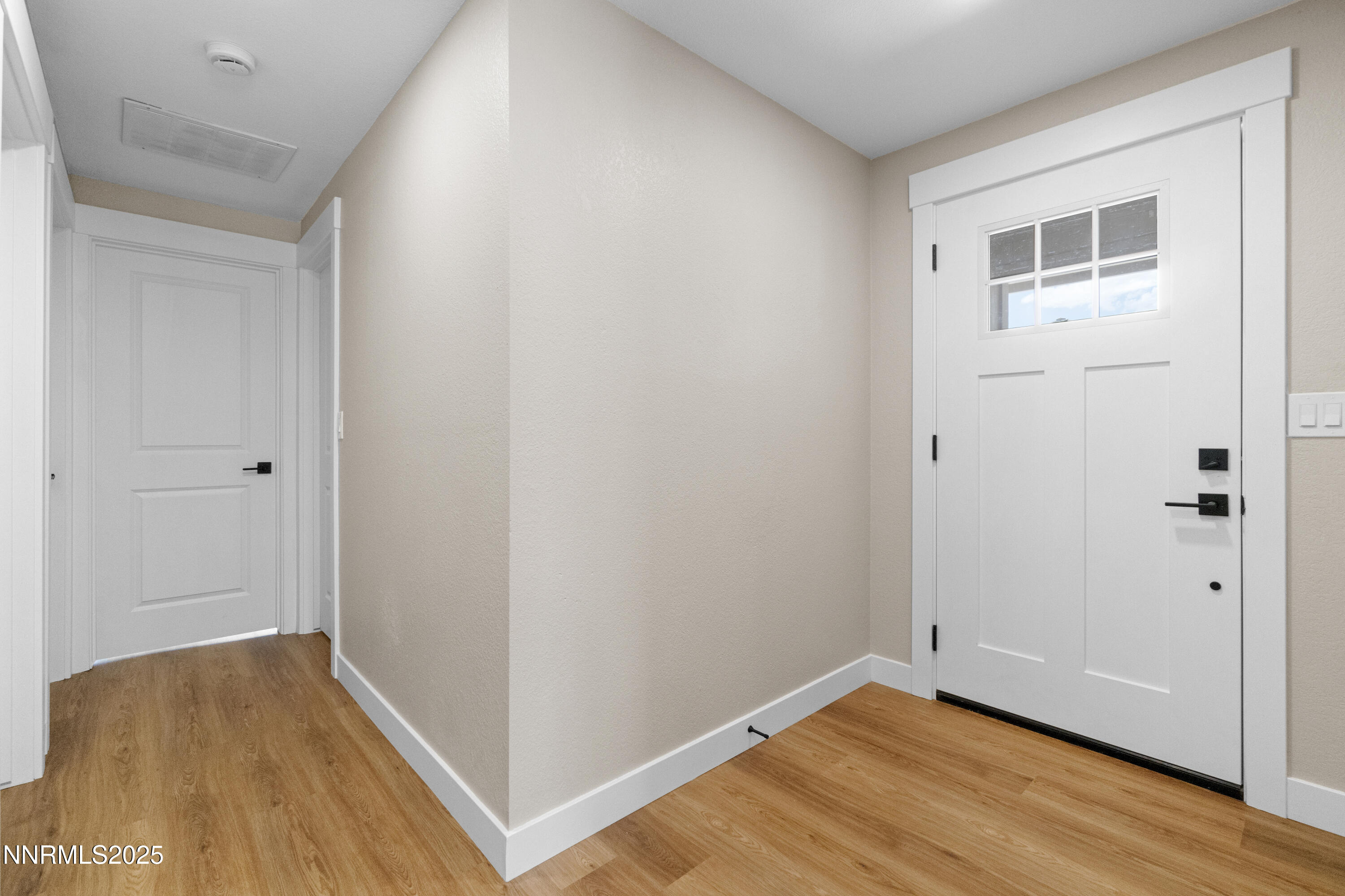 1358 Victoria Drive Gardnerville, NV 89460 - Photo 16 of 30 DSC07514