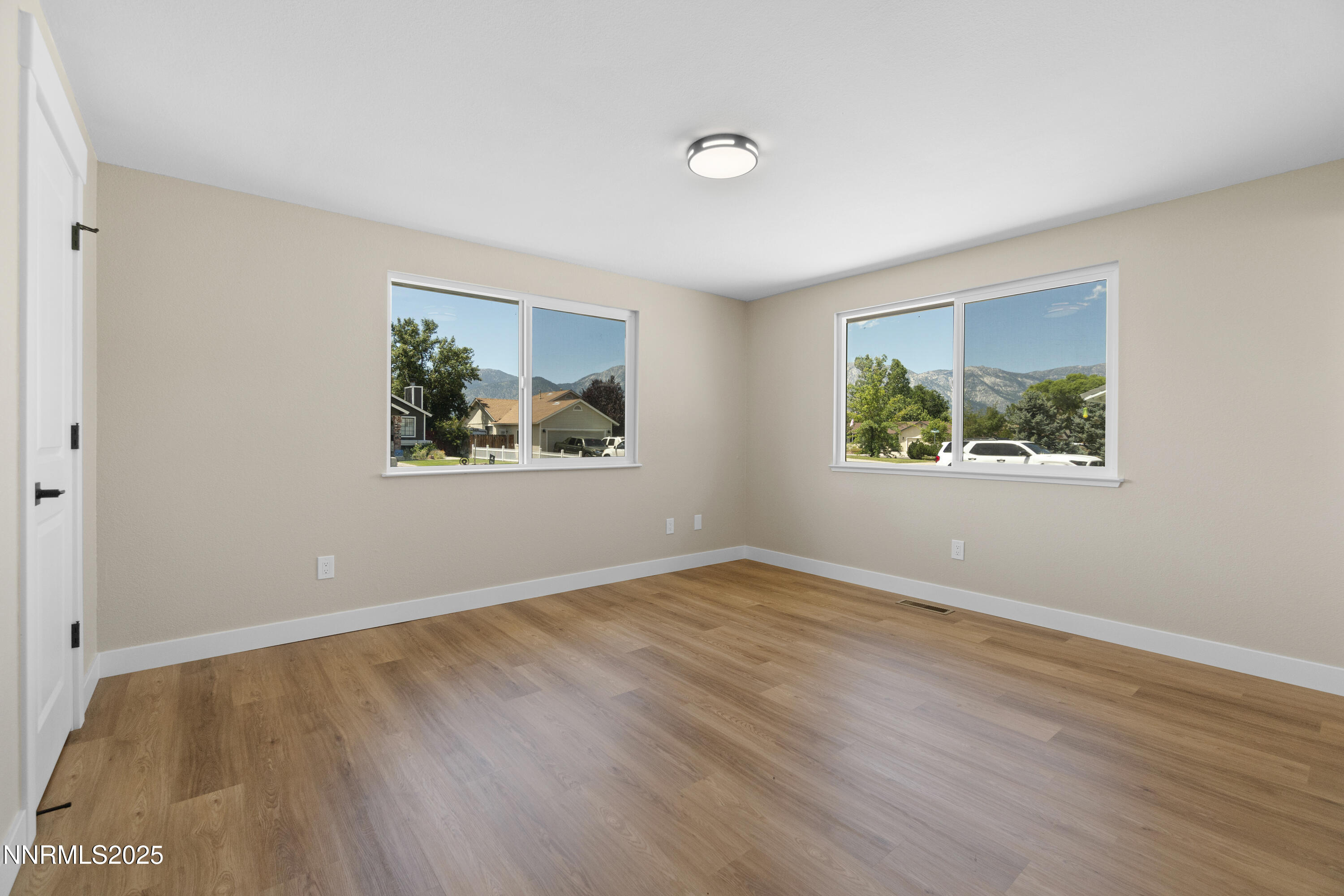 1358 Victoria Drive Gardnerville, NV 89460 - Photo 18 of 30 DSC07589