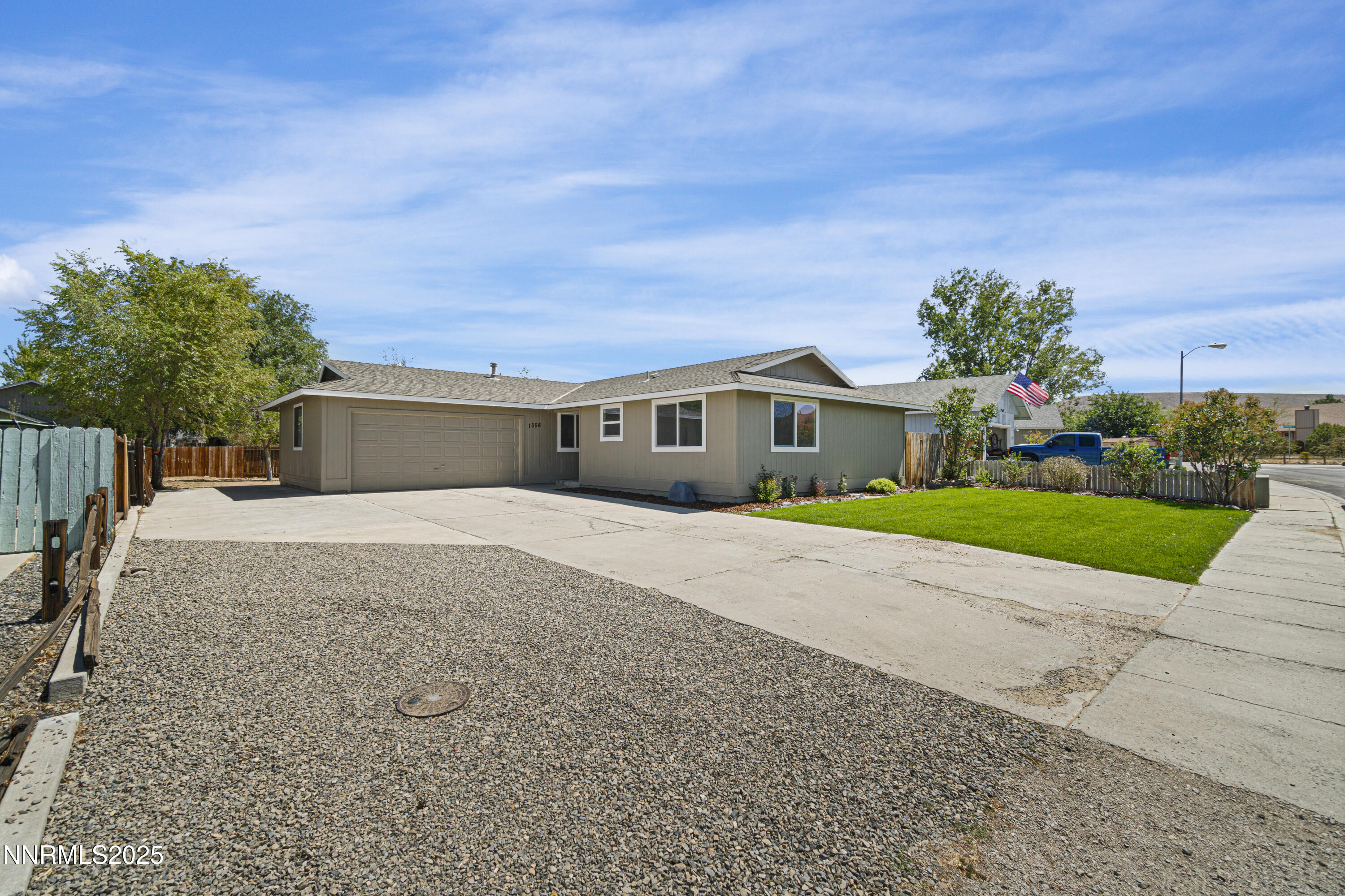 1358 Victoria Drive Gardnerville, NV 89460 - Photo 4 of 30 DSC07239