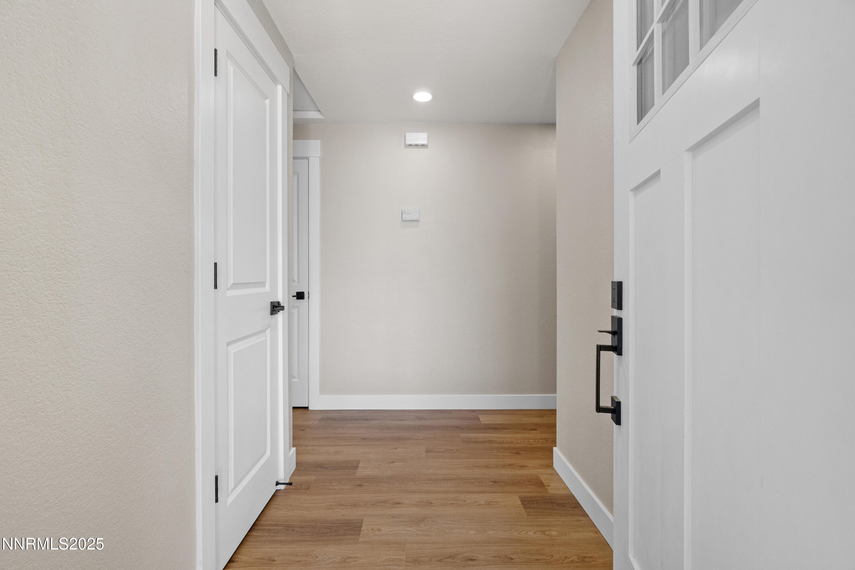 1358 Victoria Drive Gardnerville, NV 89460 - Photo 6 of 30 DSC07349