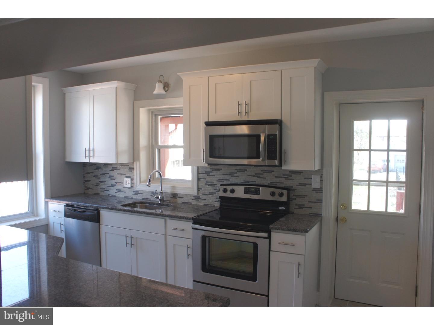412 Queen Street Spring City, PA 19475 - Photo 3 of 14 Gallery Image 3