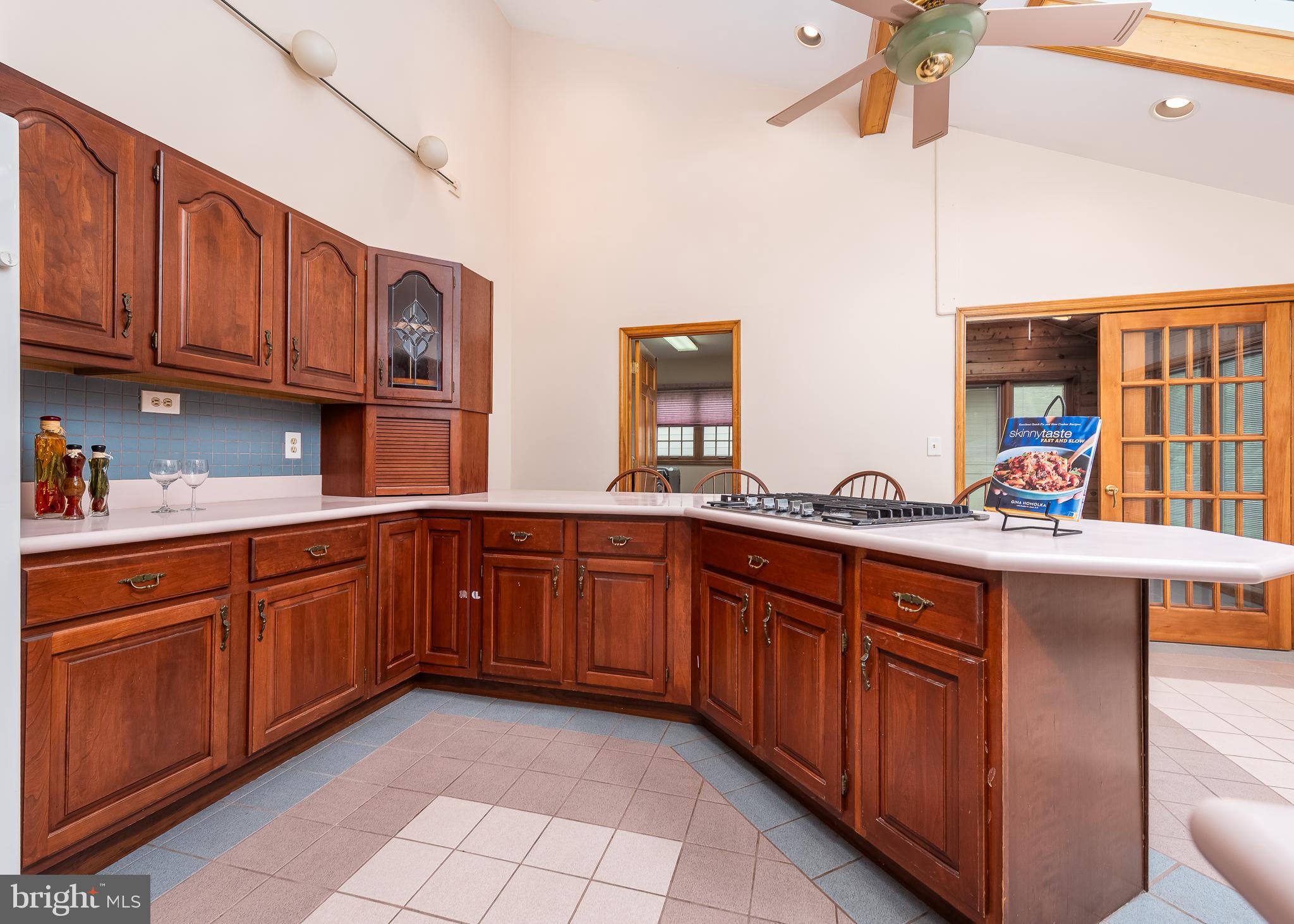 4945 West Running Brook Road Columbia, MD 21044 - Photo 19 of 65 Kitchen Island