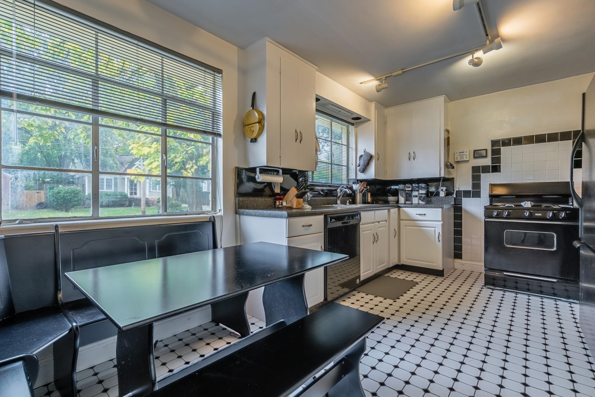 379 South Fenwick Road Memphis, TN 38111 - Photo 8 of 25 Gallery Image 8