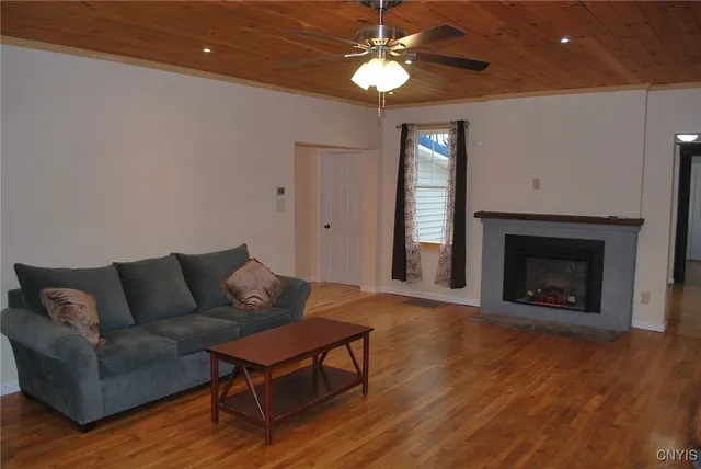 $199,500 | 99 Lincoln Avenue, Mexico, NY 13114