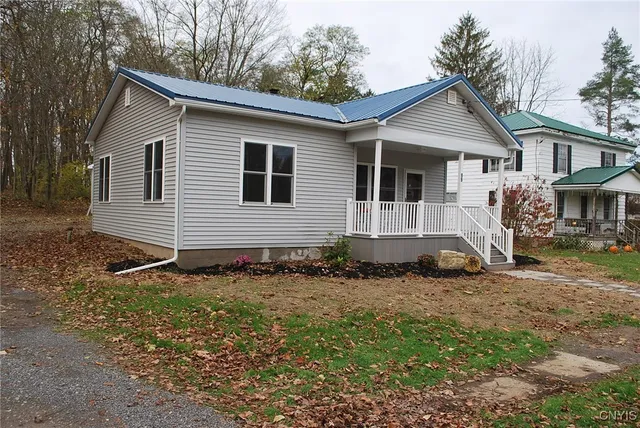 $199,500 | 99 Lincoln Avenue, Mexico, NY 13114