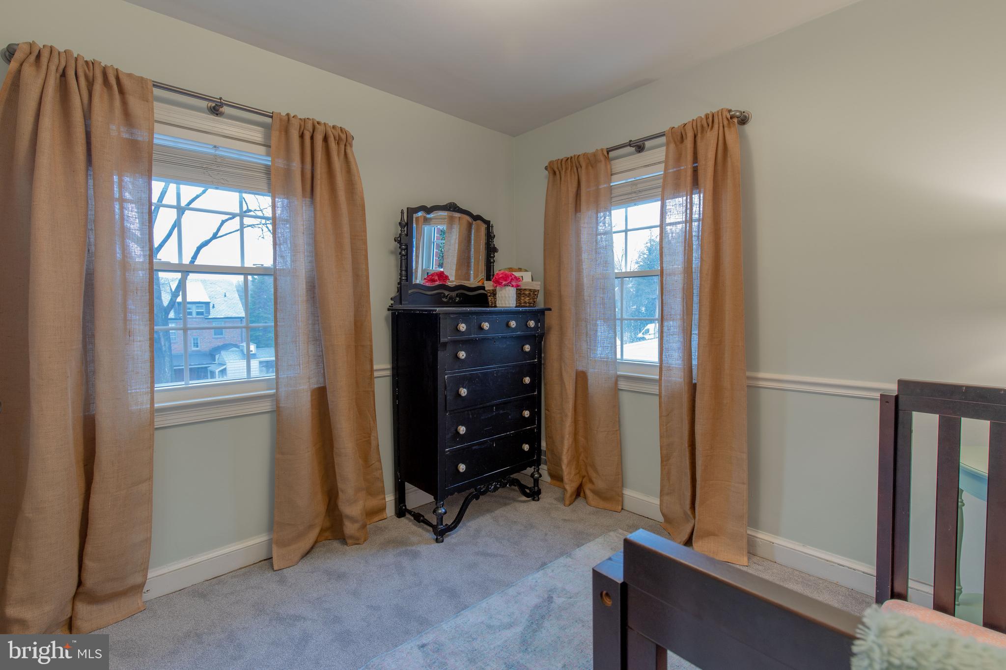 9416 Colesville Road Silver Spring, MD 20901 - Photo 24 of 40 a room with window and closet