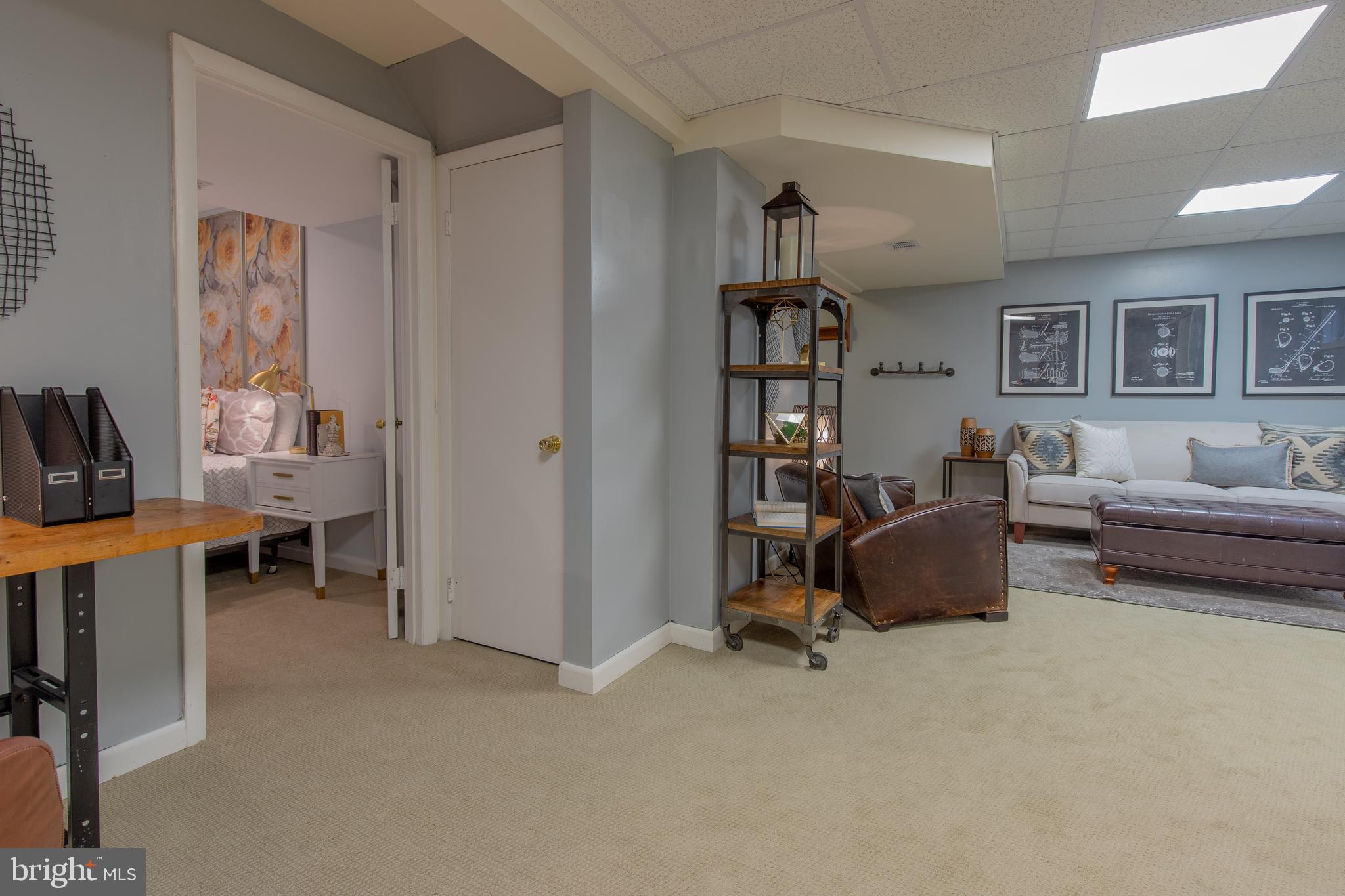 9416 Colesville Road Silver Spring, MD 20901 - Photo 34 of 40 a living room with furniture and a couch