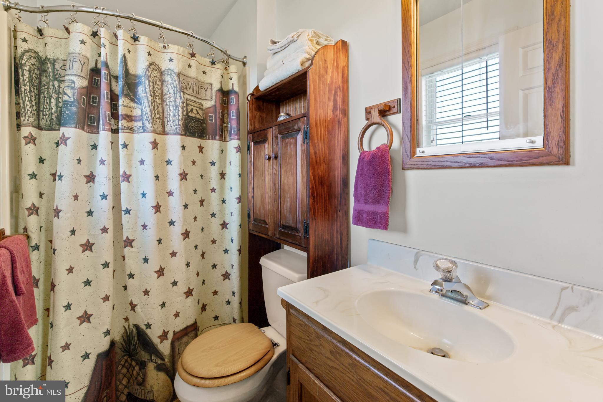 205 Run Valley Road Conestoga, PA 17516 - Photo 24 of 40 Bedroom Primary Bathroom