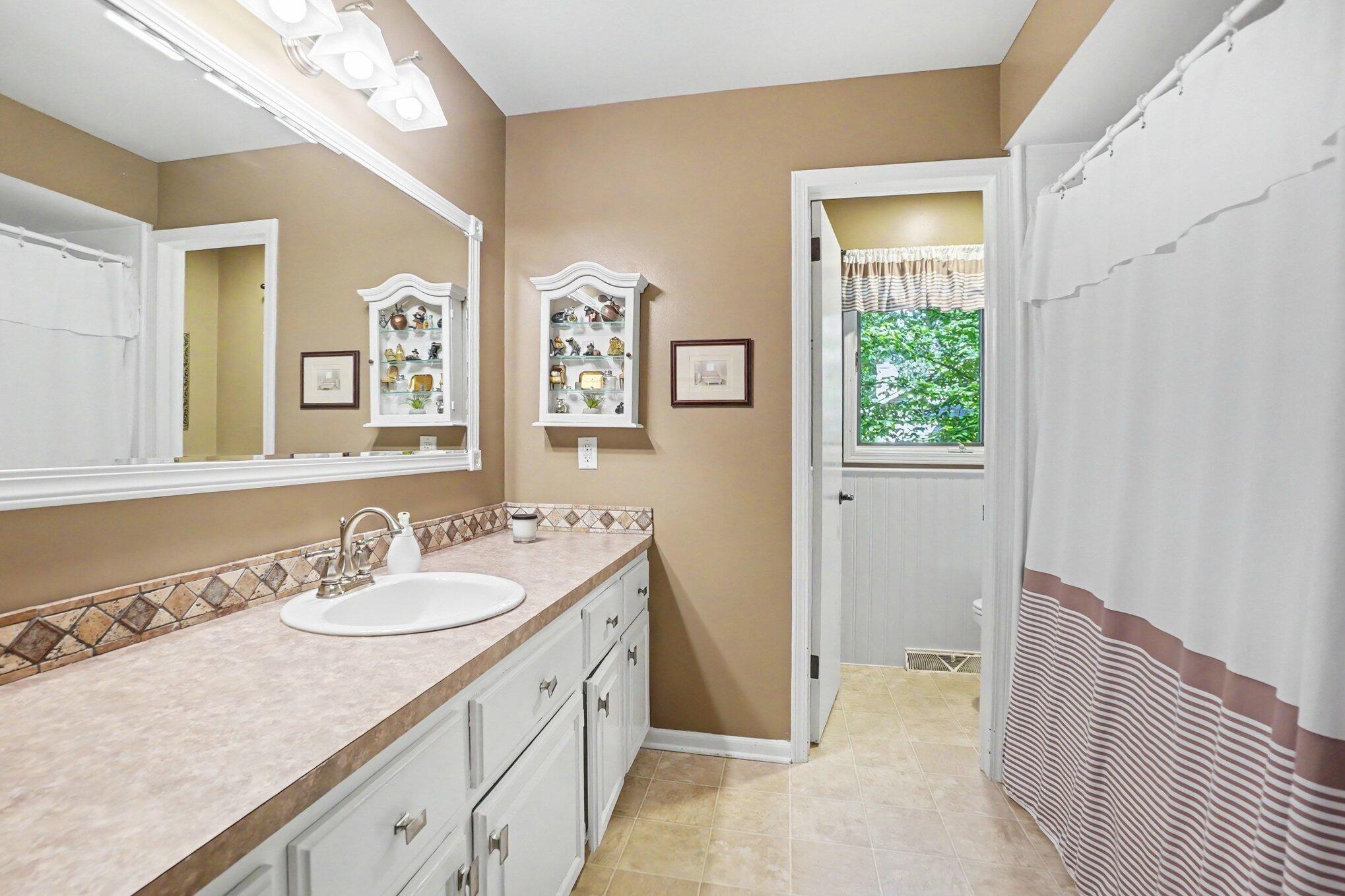 7772 Hidden Ridge Court Hudsonville, MI 49426 - Photo 22 of 36 026_file_4498