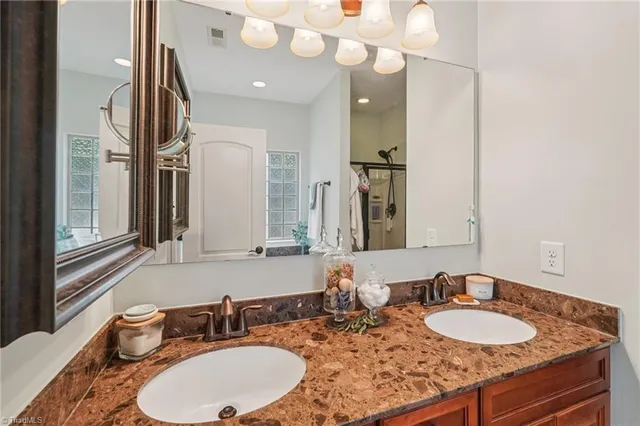 $499,000 | 1550 Pike Pl Court, Kernersville, NC 27284