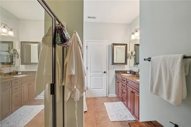 $505,000 | 1550 Pike Pl Court, Kernersville, NC 27284