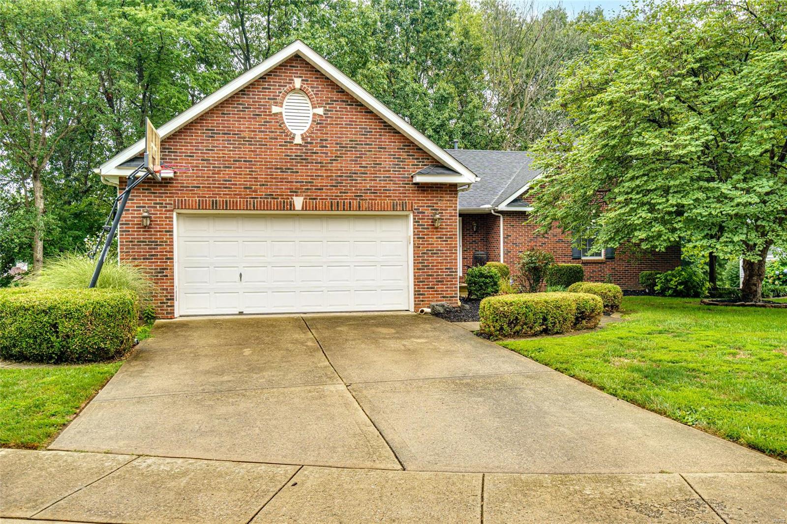 10 Ramsgate Collinsville, IL 62234 - Photo 2 of 35 Gallery Image 2