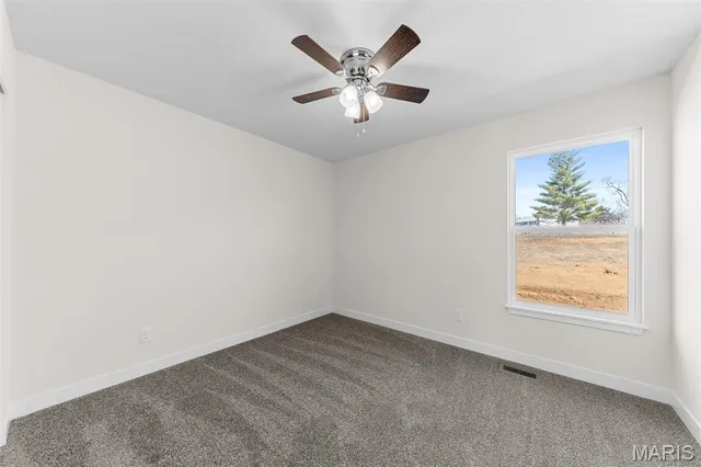 $274,900 | 276 Railroad Street, Moscow Mills, MO 63362