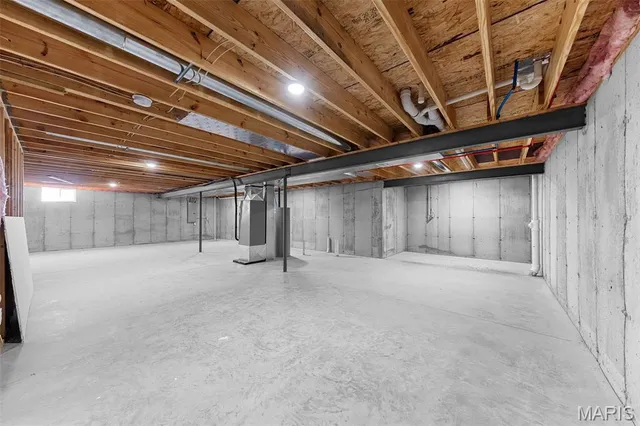 $274,900 | 276 Railroad Street, Moscow Mills, MO 63362