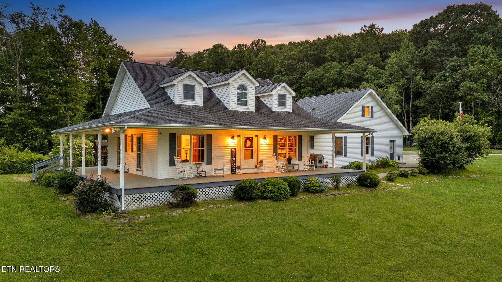 596 Clifty Creek Road Oakdale, TN 37829 - Photo 2 of 60 a front view of house with yard and green space