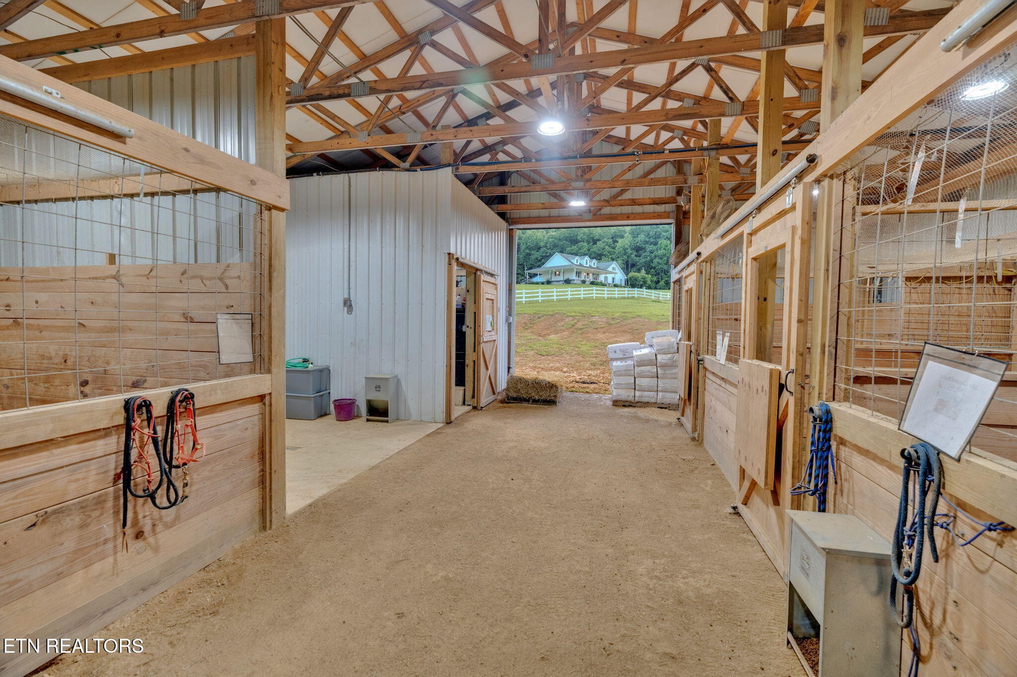 596 Clifty Creek Road Oakdale, TN 37829 - Photo 31 of 60 a view of an outdoor space with seating area