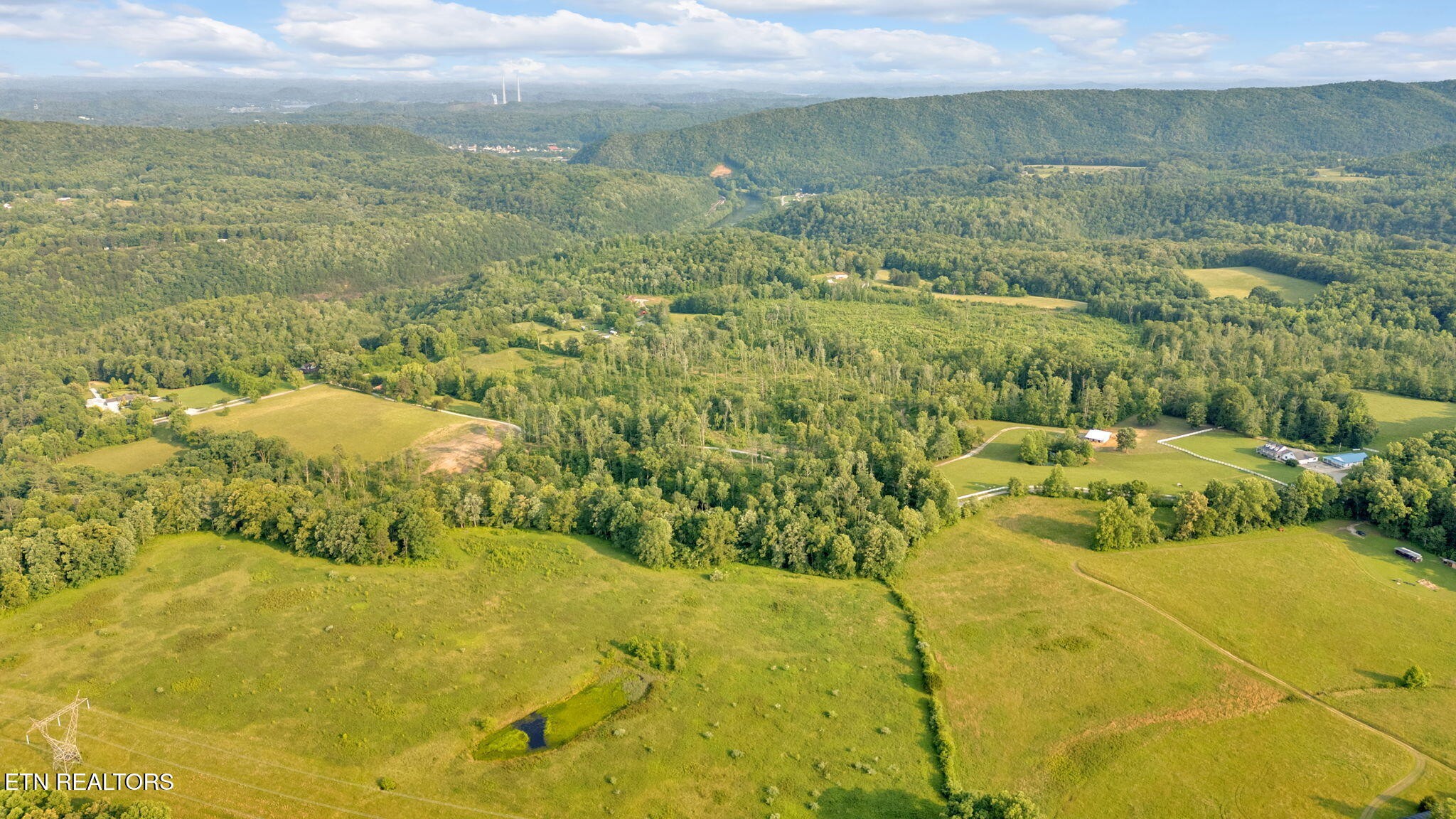 596 Clifty Creek Road Oakdale, TN 37829 - Photo 43 of 60 a view of lake view