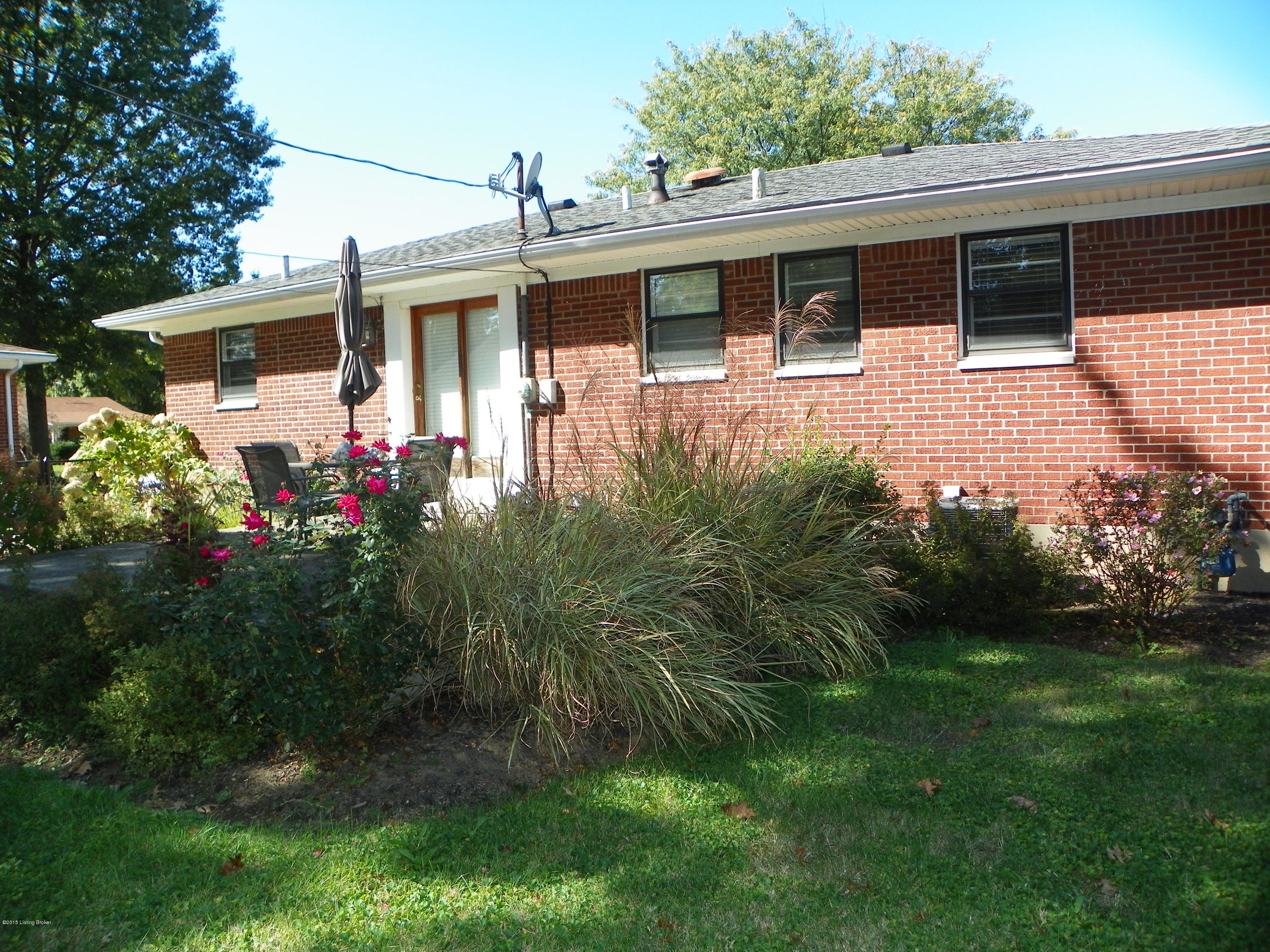 2860 Nepperhan Road Louisville, KY 40218 - Photo 49 of 51 101_1783