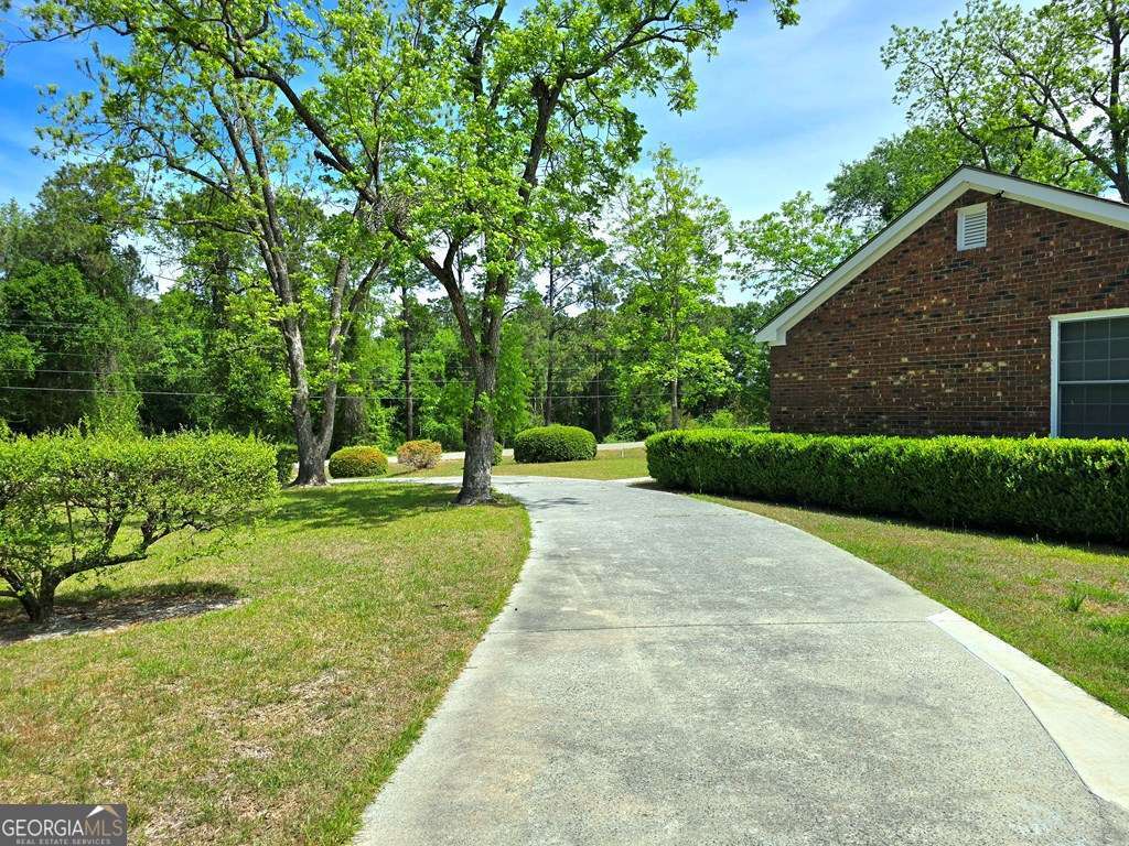 342 Lower Rebecca Road Fitzgerald, GA 31750 - Photo 3 of 53