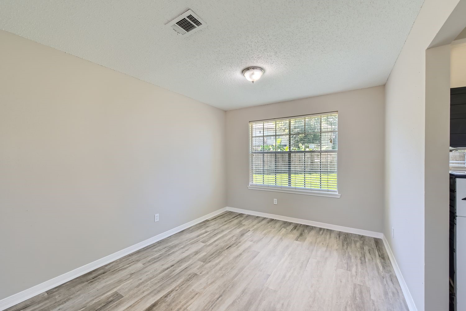 7863 Maple Brook Lane Houston, TX 77095 - Photo 5 of 26