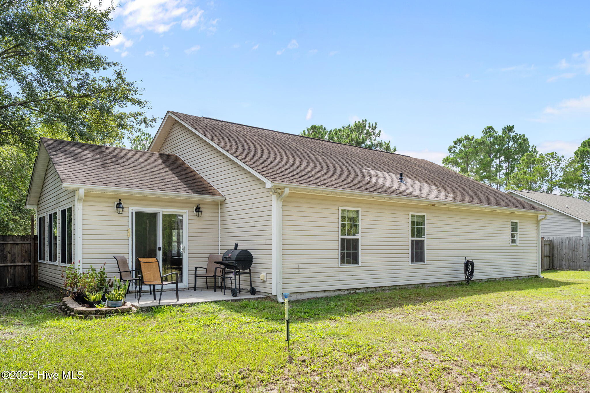 219 Folkstone Road Holly Ridge, NC 28445 - Photo 40 of 58 8-web-or-mls-08