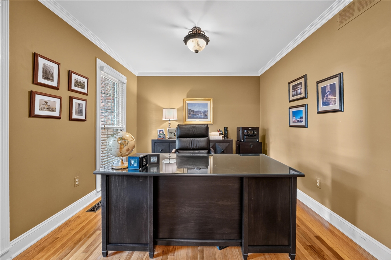 864 Great Oaks Boulevard Rochester, MI 48307 - Photo 10 of 23