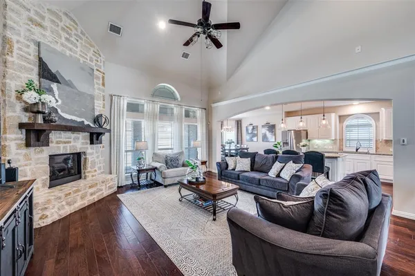 $895,950 | 201 Kingsbury Lane, Prosper, TX 75078