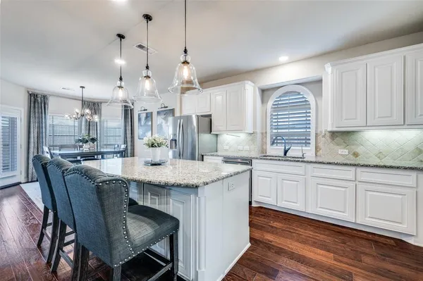 $895,950 | 201 Kingsbury Lane, Prosper, TX 75078