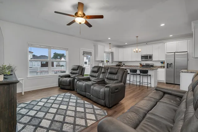 $439,000 | 24458 South St Paul Avenue, Channahon, IL 60410