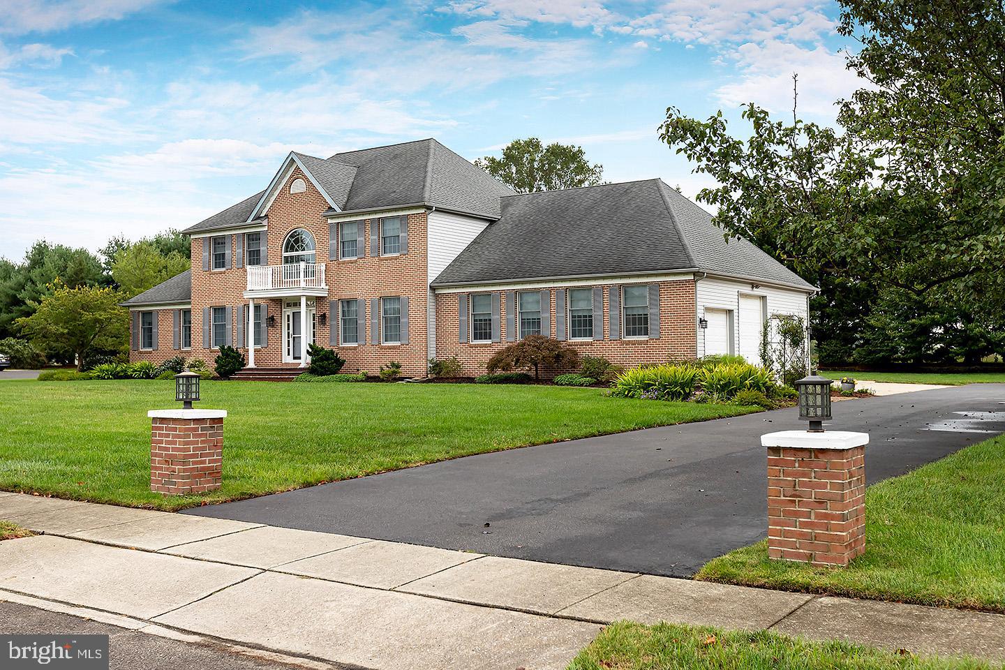 20 Eagle Drive Mullica Hill, NJ 08062 - Photo 2 of 40 3 Car OVERSIZED garage!