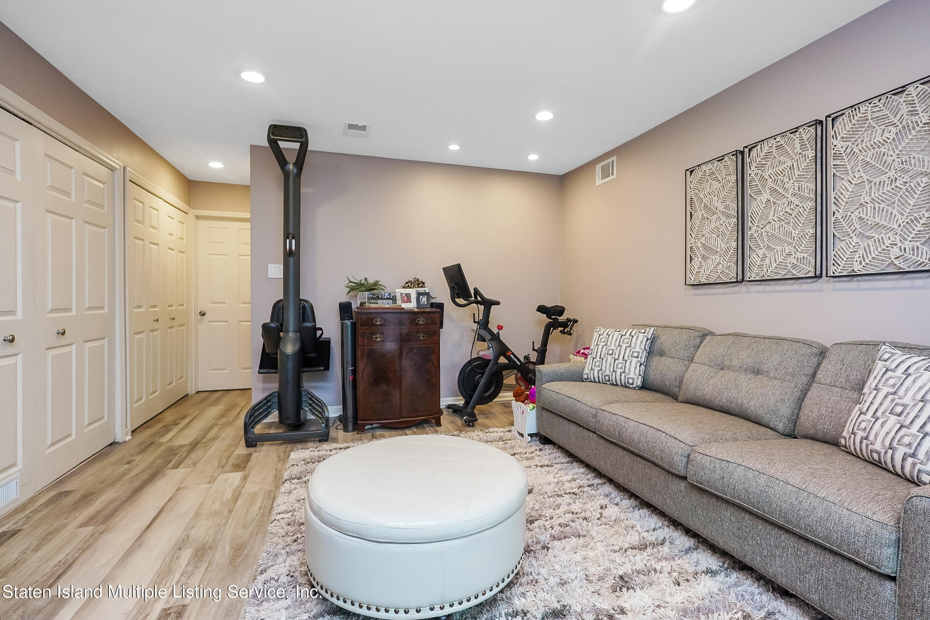 229 Windham Loop Staten Island, NY 10314 - Photo 13 of 30 Photo Jan 29 2023, 9 01 39 AM