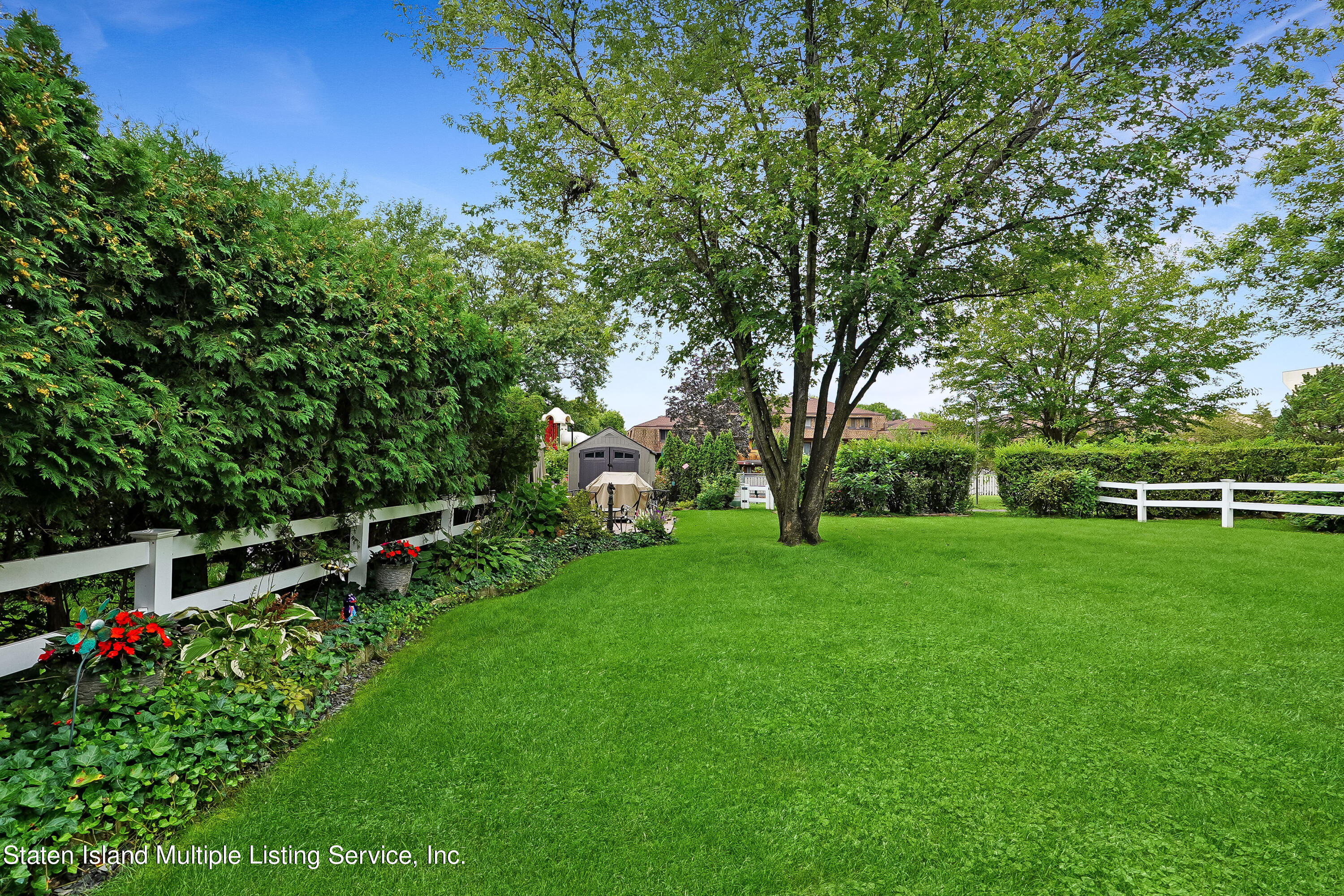 229 Windham Loop Staten Island, NY 10314 - Photo 23 of 30 Photo Jan 29 2023, 8 56 49 AM