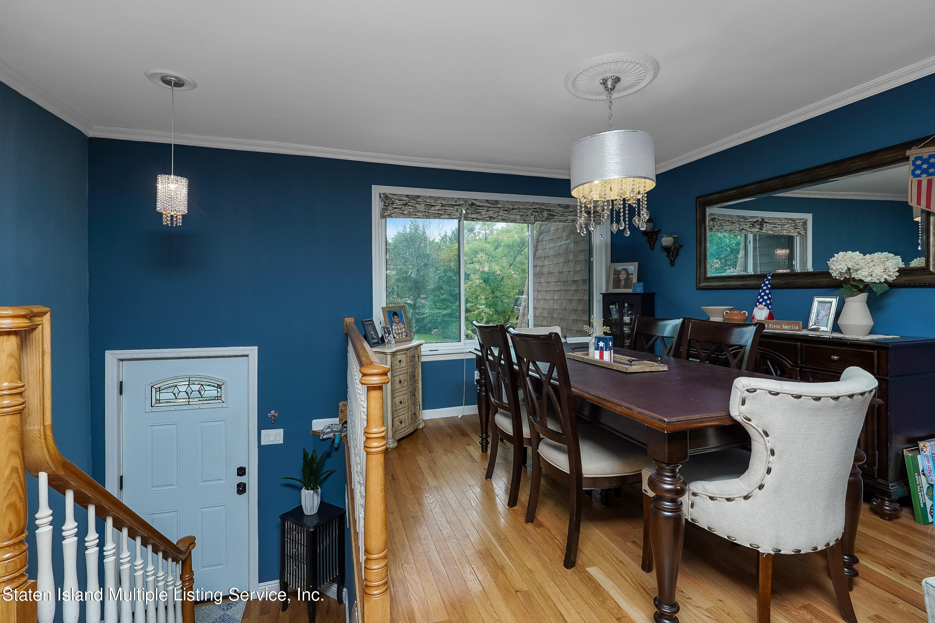 229 Windham Loop Staten Island, NY 10314 - Photo 4 of 30 Photo Jan 29 2023, 9 13 41 AM