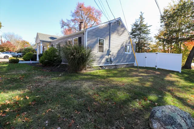 $2,795 | 66 Nehantic Drive, East Lyme, CT 06357