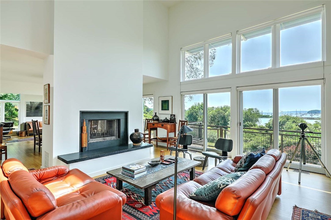 25 Fort Hill Road Bristol, RI 02809 - Photo 10 of 45
