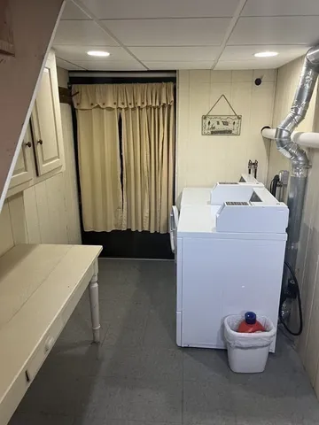 $1,700 | 290 Adams Street, Unit 5, Abington, MA 02351